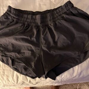 VGUC Lululemon Hotty Hot Shorts